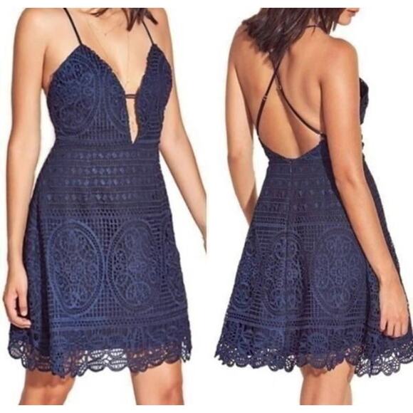 Lovers + Friends Navy Blue Lace Plunging Neckline Skater Dress Medium - Picture 1 of 12